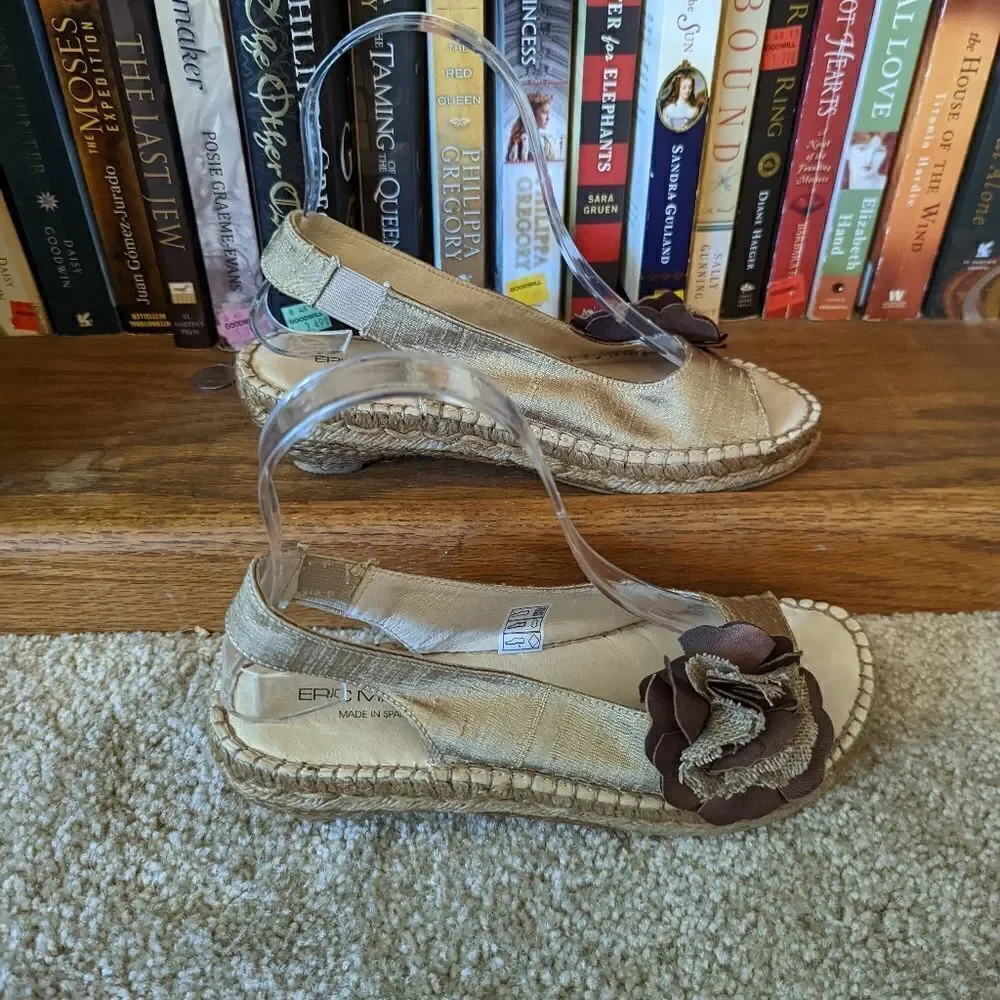 ERIC Michael leather and cloth gold and bronze rosette wedge sandals sz 36 euc
